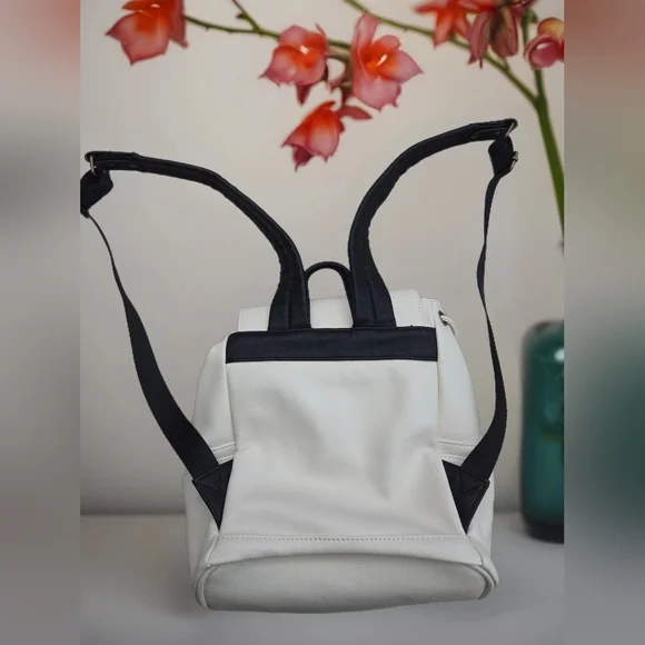 Loungefly Harry Potter owl backpack never used bag - Picture 2 of 6